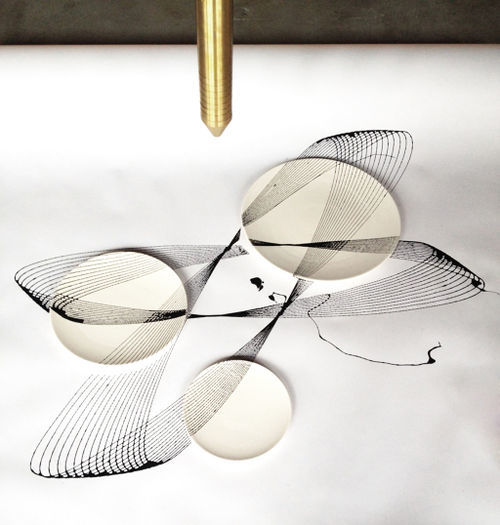 Oscillation-plates-pendulum-David-Derksen-Design.jpg