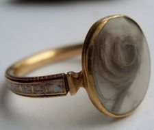 Fine georgian gold & white enamel mourning ring inscribed eliz cottam 1778 a 32.jpg