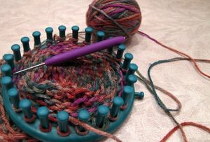 Knifty-knitter.jpg