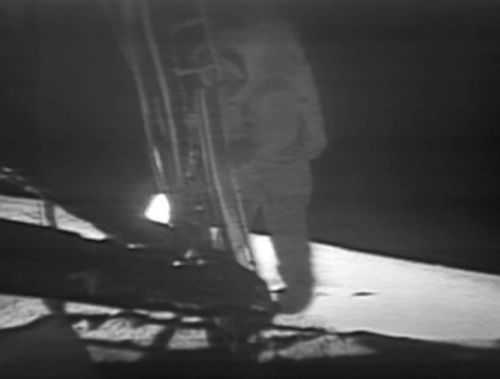 Apollo 11 first step (1).jpg